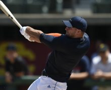 8/30/16 12:04:07 -- Los Angeles, CA, U.S.A  -- Former football star Tim Tebow works out for multiple Major League Baseball teams in the hopes of being signed by one of them. --   Photo by Kelvin Kuo-USA TODAY Sports Images ORG XMIT:  US 135384 Tim Tebow 8/30/2016 [Via MerlinFTP Drop]